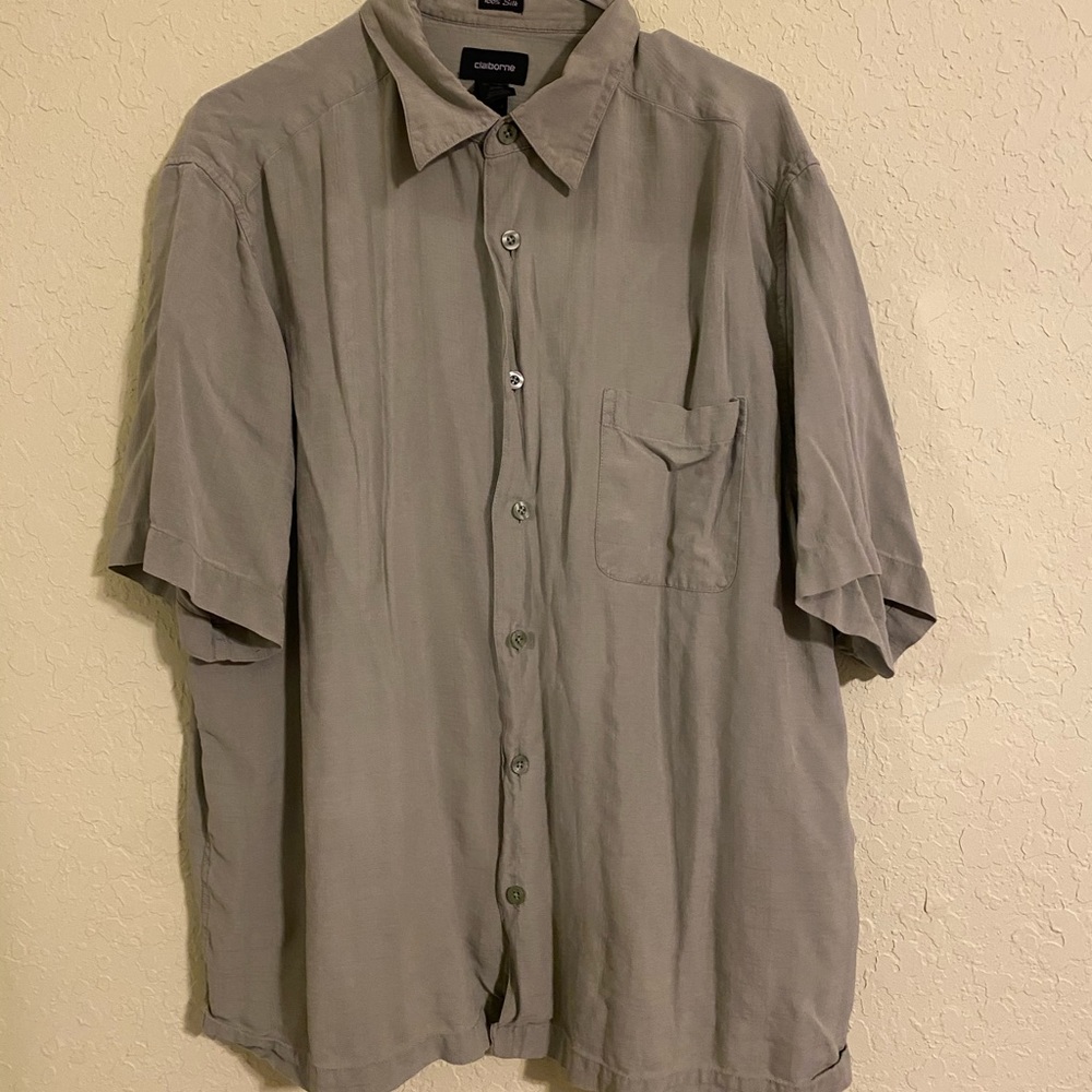 100% Silk Green Men’s Button Down